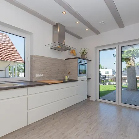 Apartment Ferienwohnung Sudstrand *